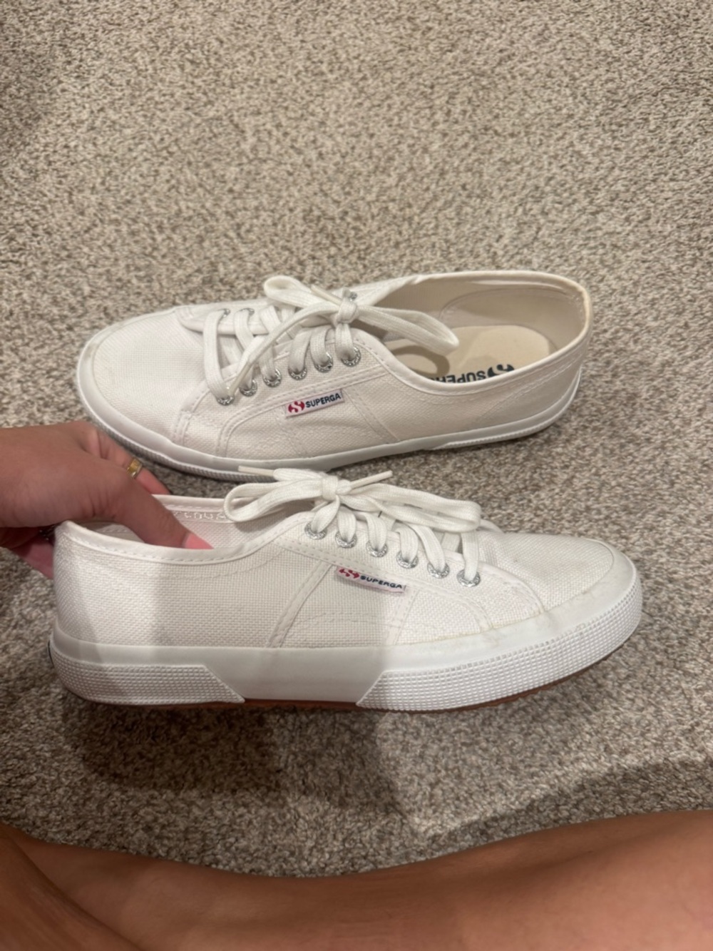 Superga Women’s White Low-Top Canvas Sneakers size 9 - Picture 2 of 6